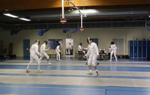 Reprise de l'escrime en intérieur pour les majeurs